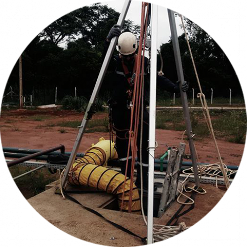 CONSULTOR TÉCNICO DE CAMPO, OBSERVADORES E FISCAIS DE SEGURANÇA PARA TRABALHO EM ALTURA, ESPAÇOS CONFINADOS E RESGATE